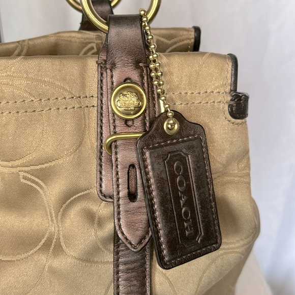 COACH MIA Signature C tan and brown Satchel carryall handbag. Style #15402 - Picture 3 of 16